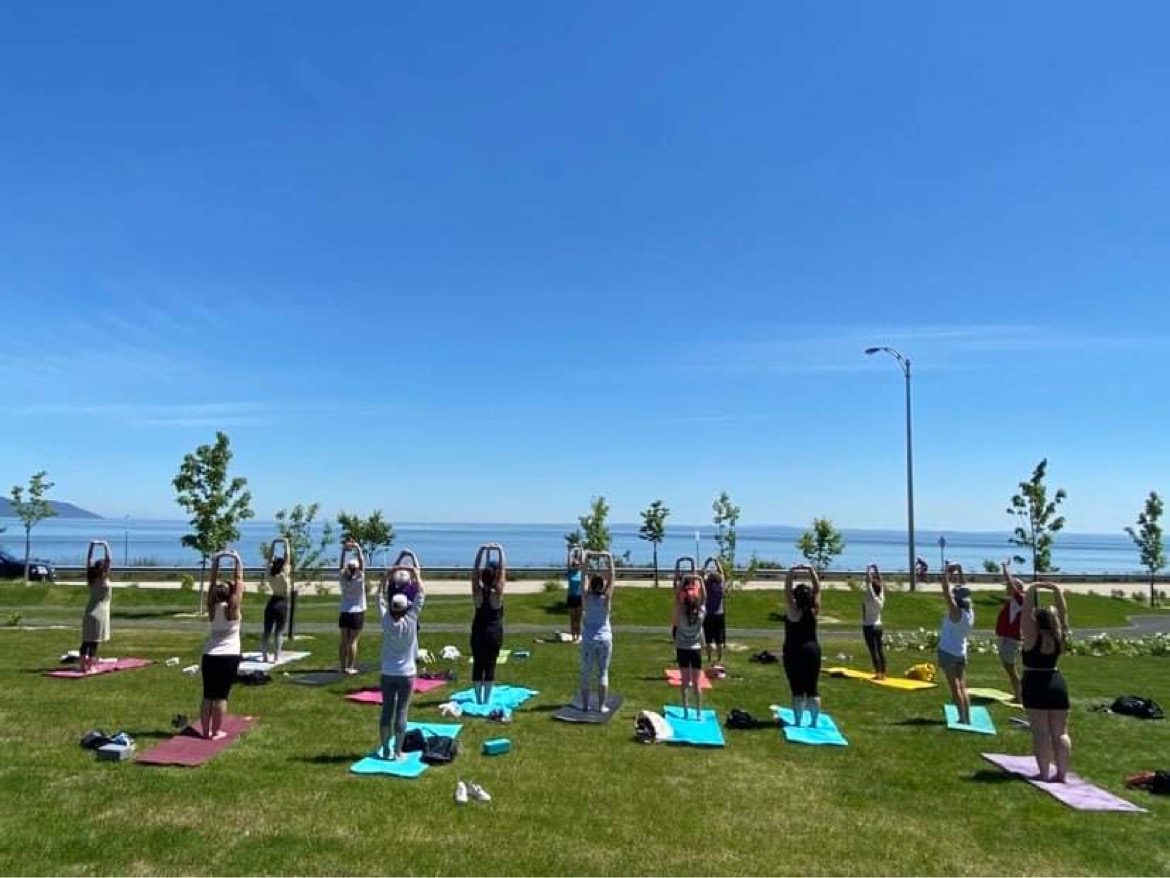 À La Malbaie cet été : Pause active – Cardio plein air