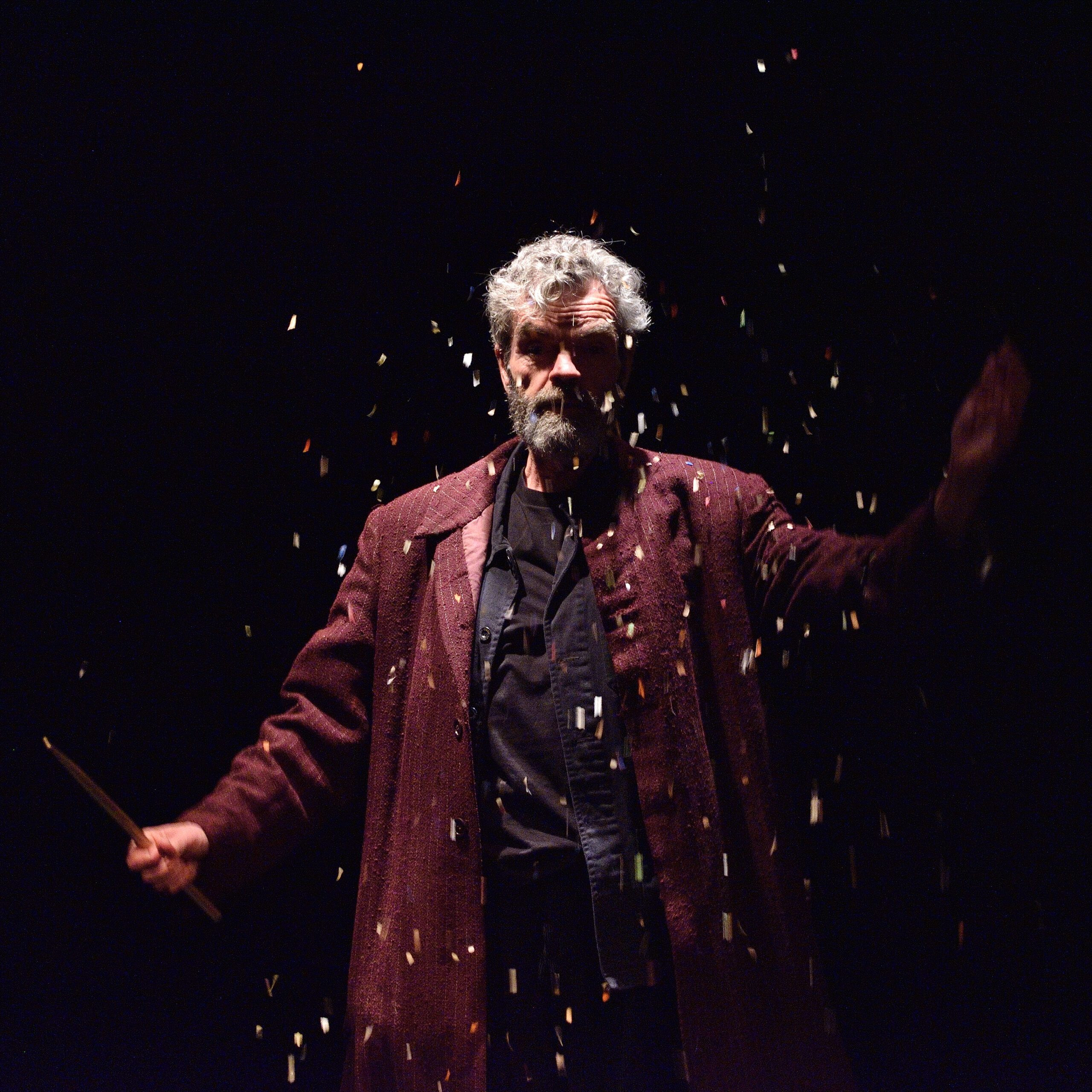 Edgar Bori présente le spectacle Poésinutiles