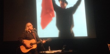 Gilles Bélanger, L’homme rapaillé en chansons