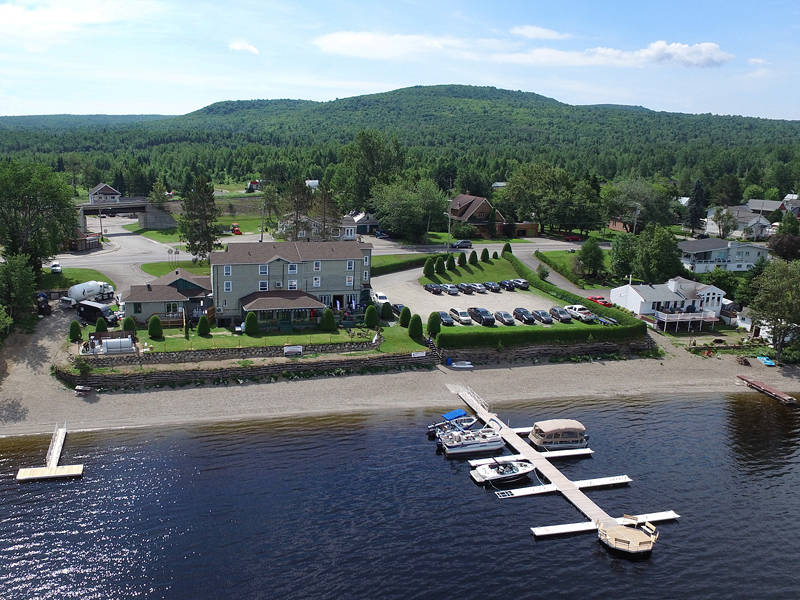 Auberge Forteresse de la Rive
