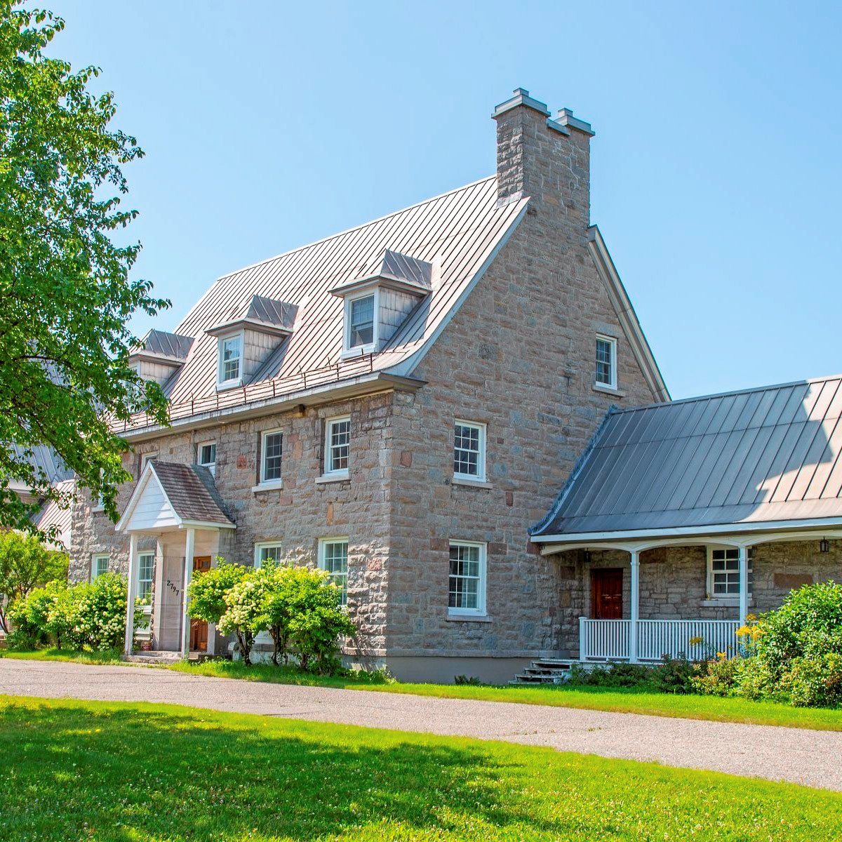 Auberge Québec Issime