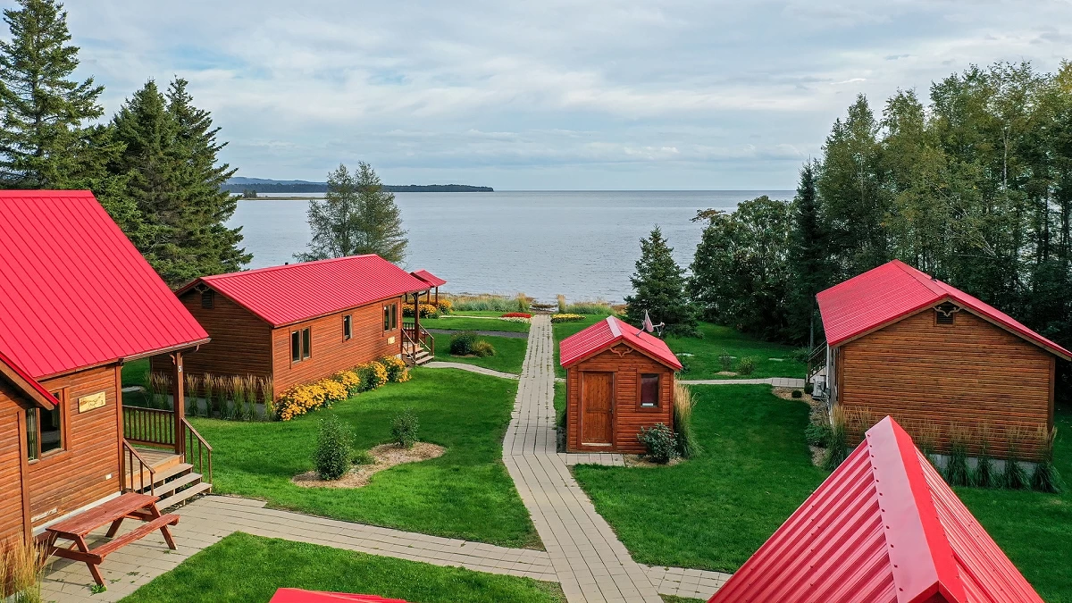 Chalets de l’Anse Sainte-Hélène
