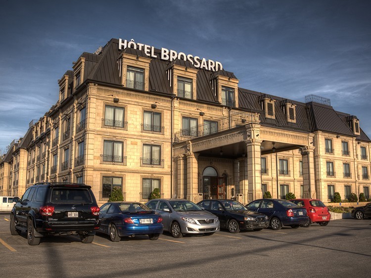 Hôtel Brossard
