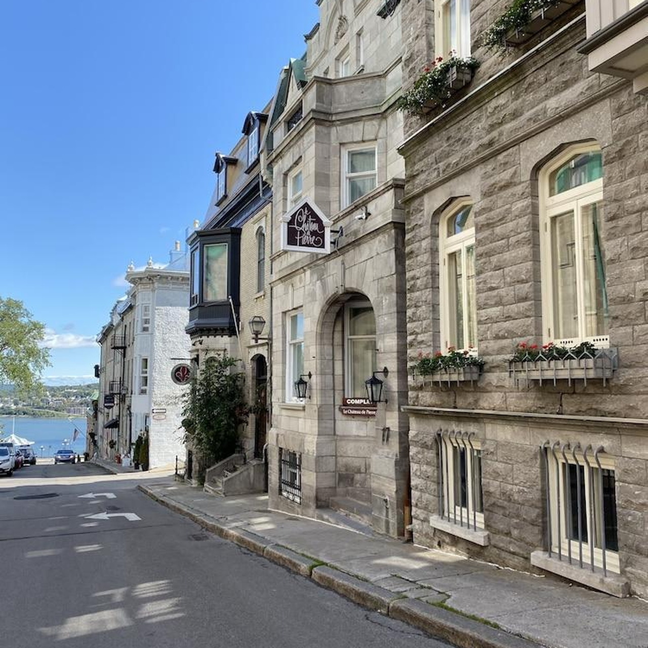 Hôtel Le Château de pierre