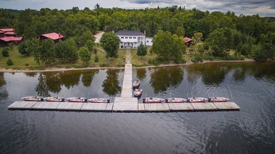 La Réserve Beauchêne Wilderness Lodge