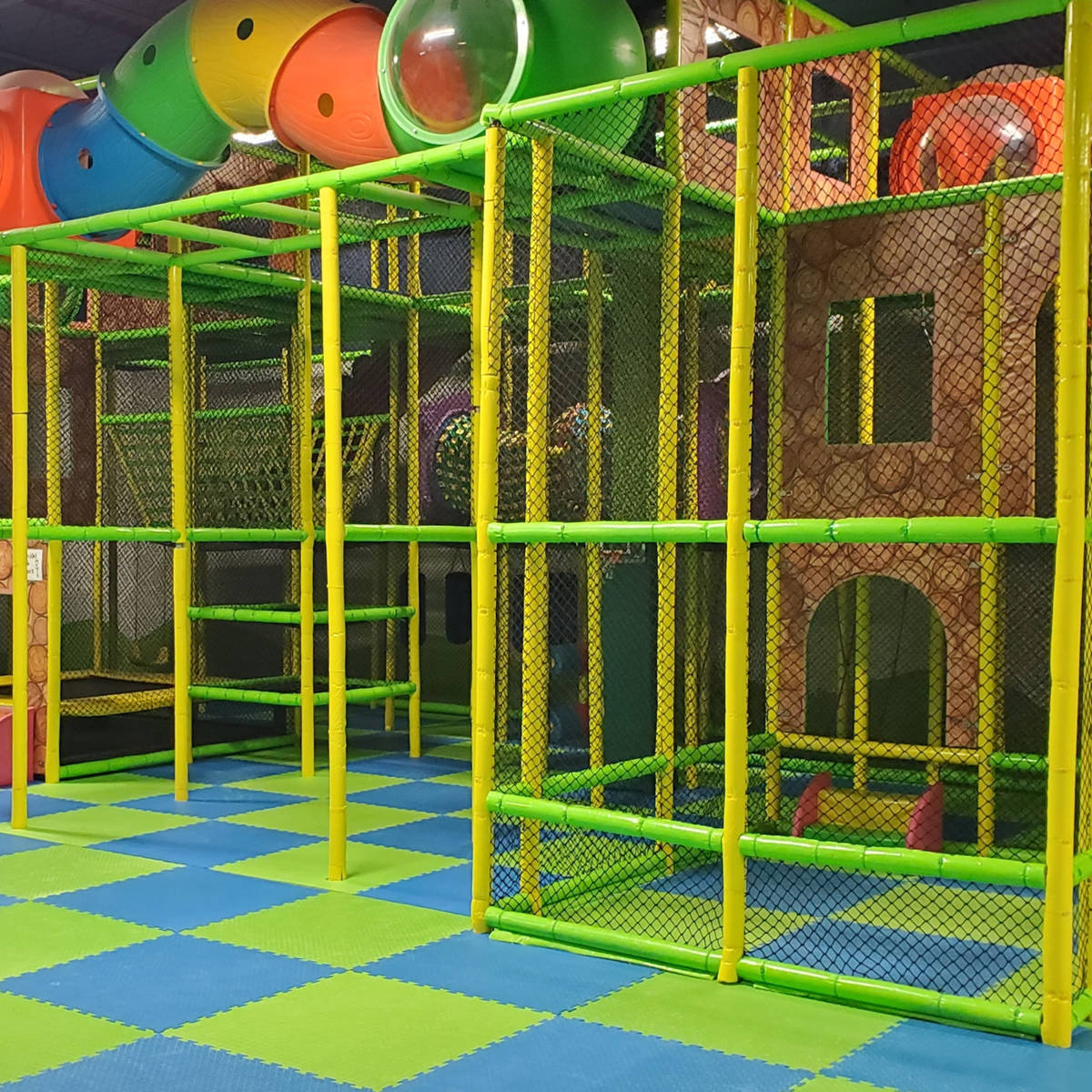 Le Girafo centre d’amusement