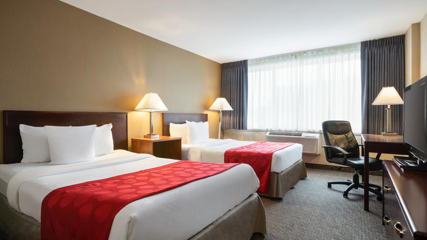 Ramada Plaza by Wyndham Montreal