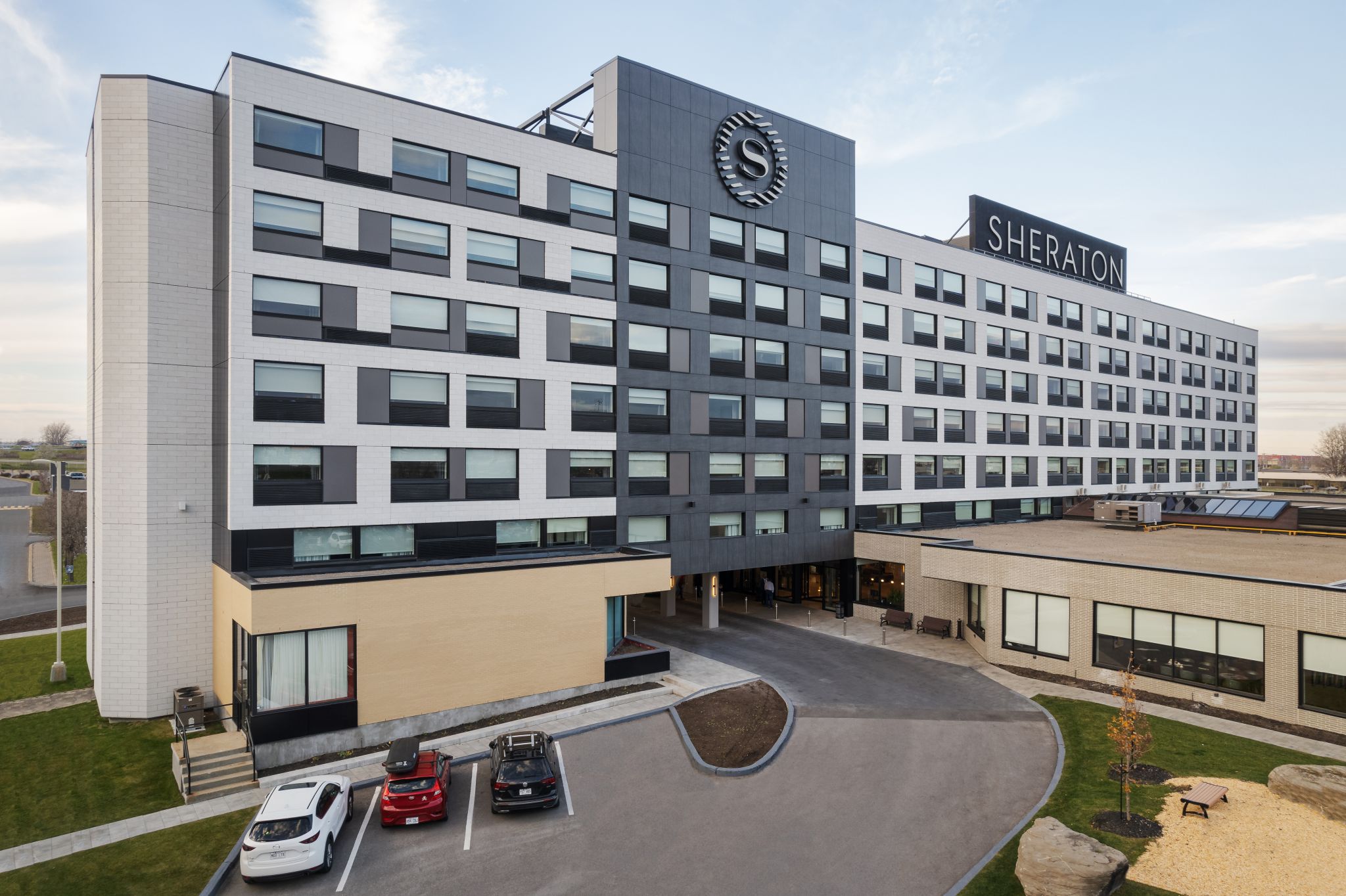 Sheraton Laval Hotel